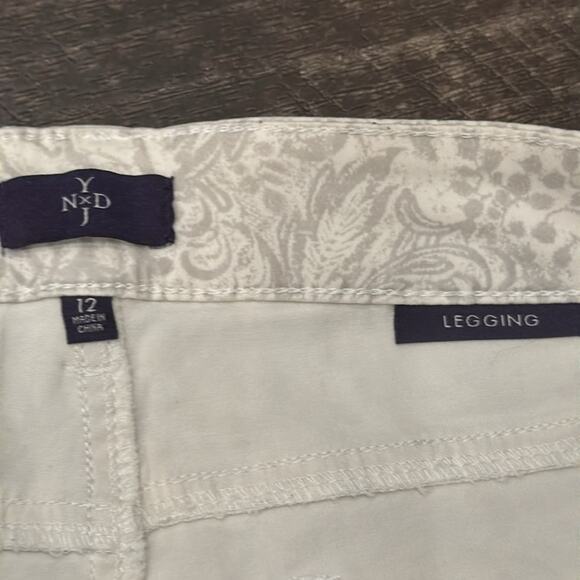 NYDJ Alina Gilded Lily Floral Print Legging Size 12 - Picture 7 of 7